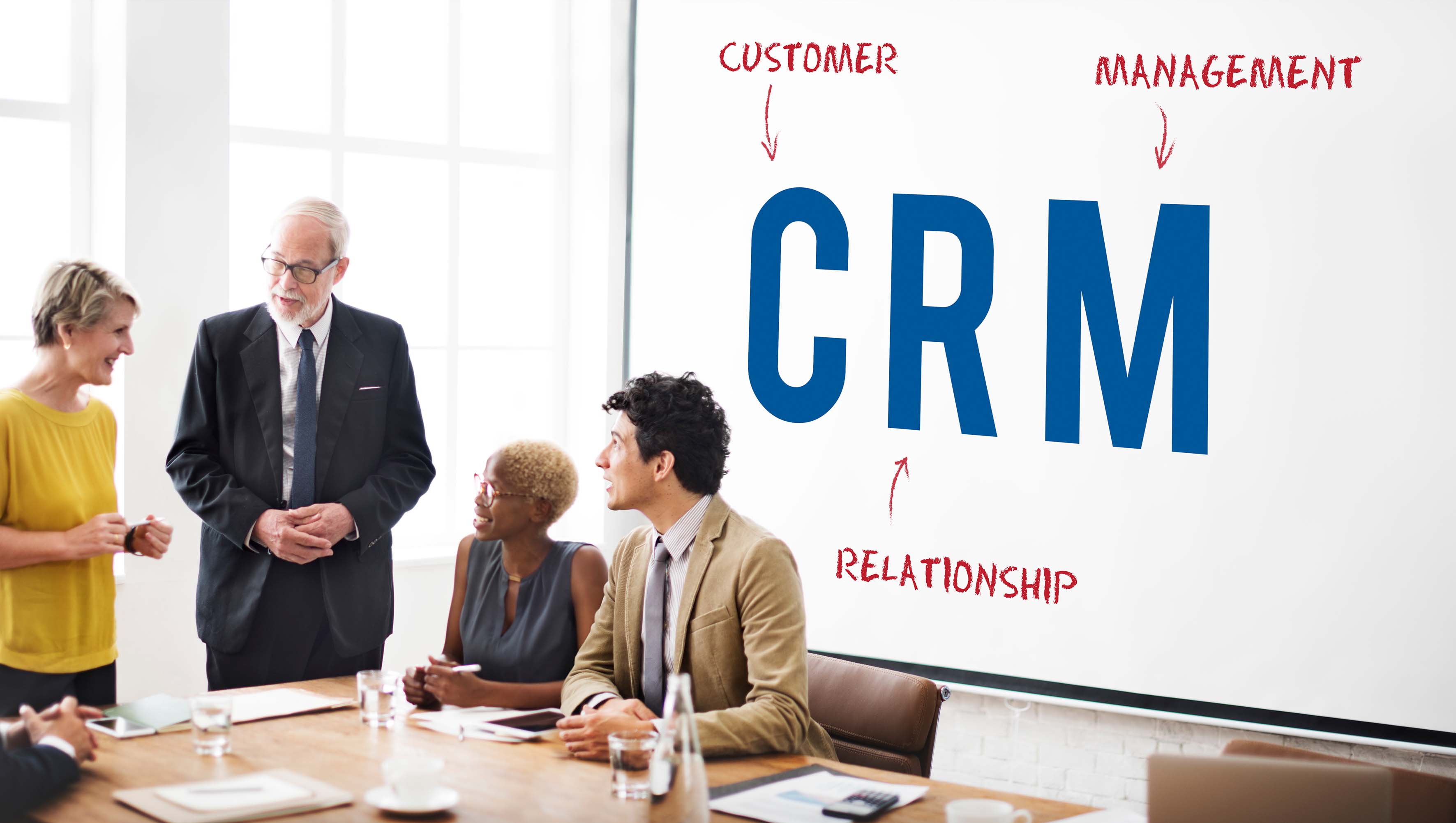 CRM: Nedir, Çağrı Merkezlerindeki Önemi Nedir?